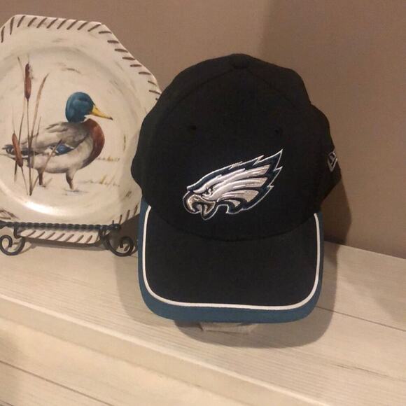 New Era 39Thirty Philadelphia Eagles NFL Hat Cap Black small/medium NWT - Picture 2 of 6